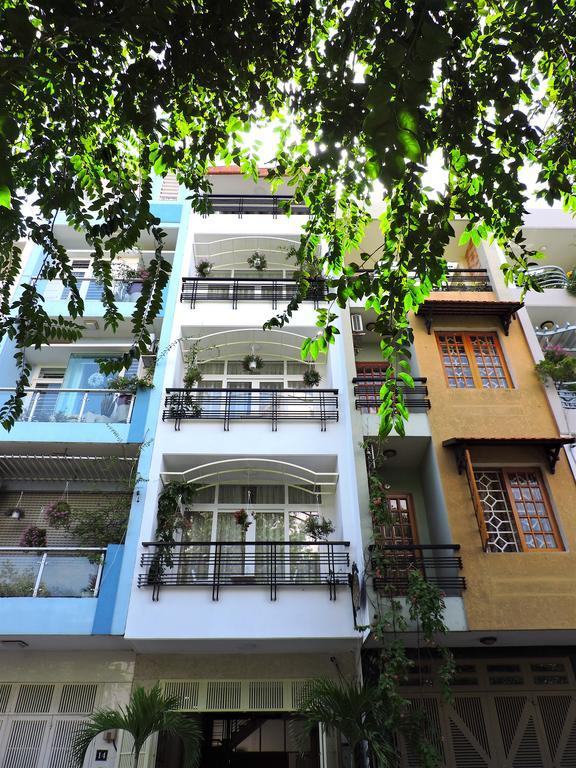 Chez Lotus TP. Hồ Chí Minh